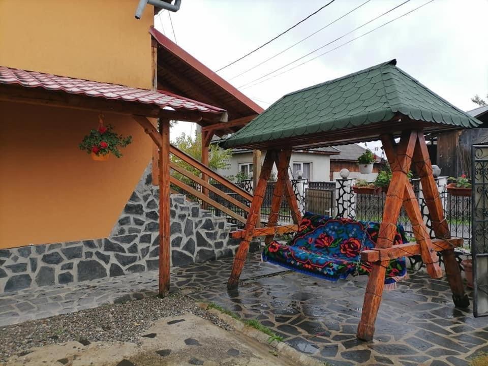 Pensiunea Brezu Sighetu Marmaţiei Buitenkant foto
